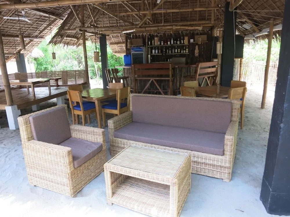 Sugar Lounge Lodge