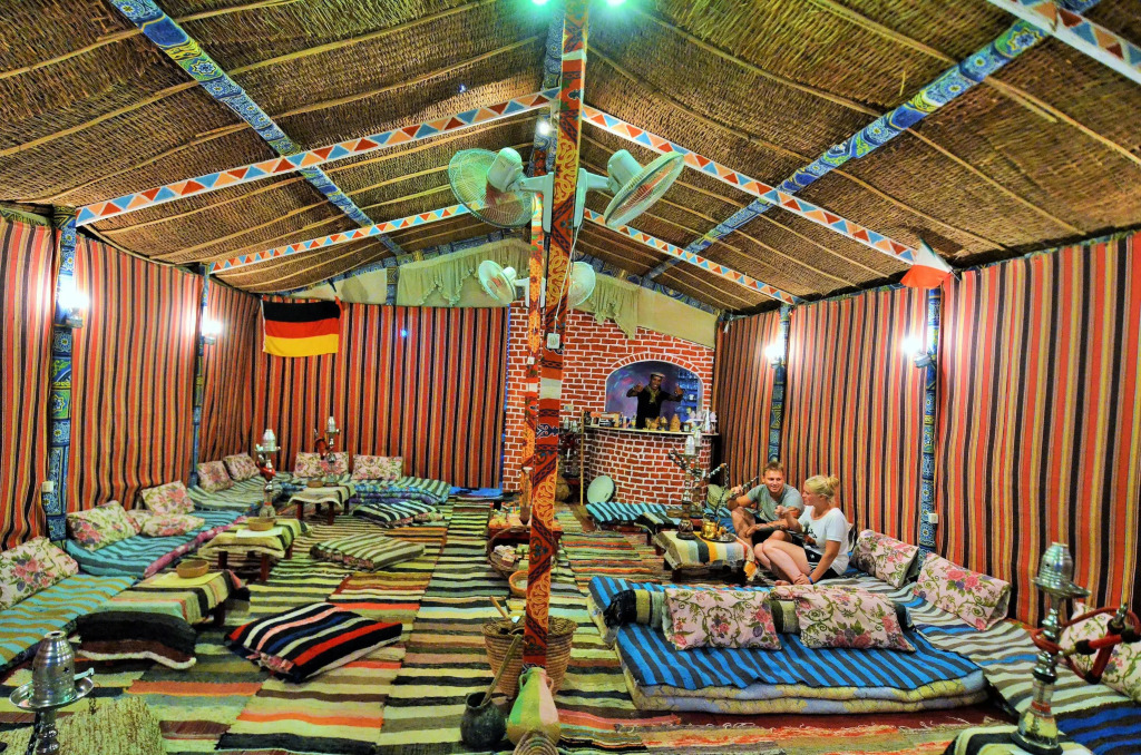 Rohanou Beach Resort