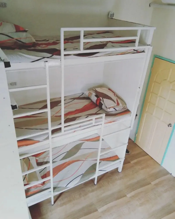 Bee-Force Backpackers - Hostel
