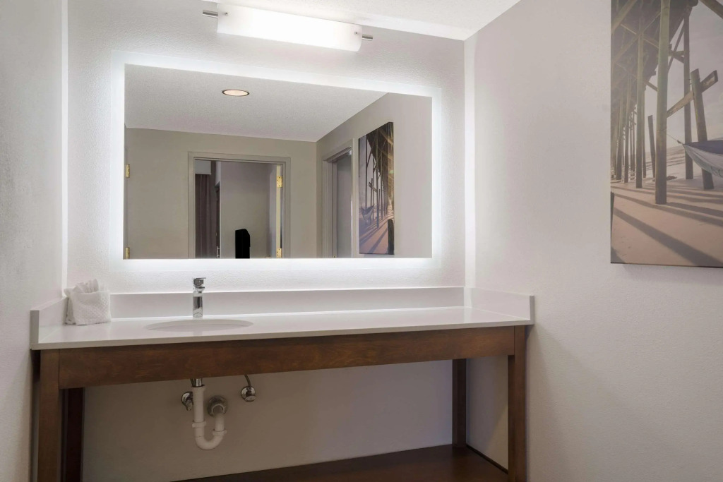 MainStay Suites Wilmington - University Area