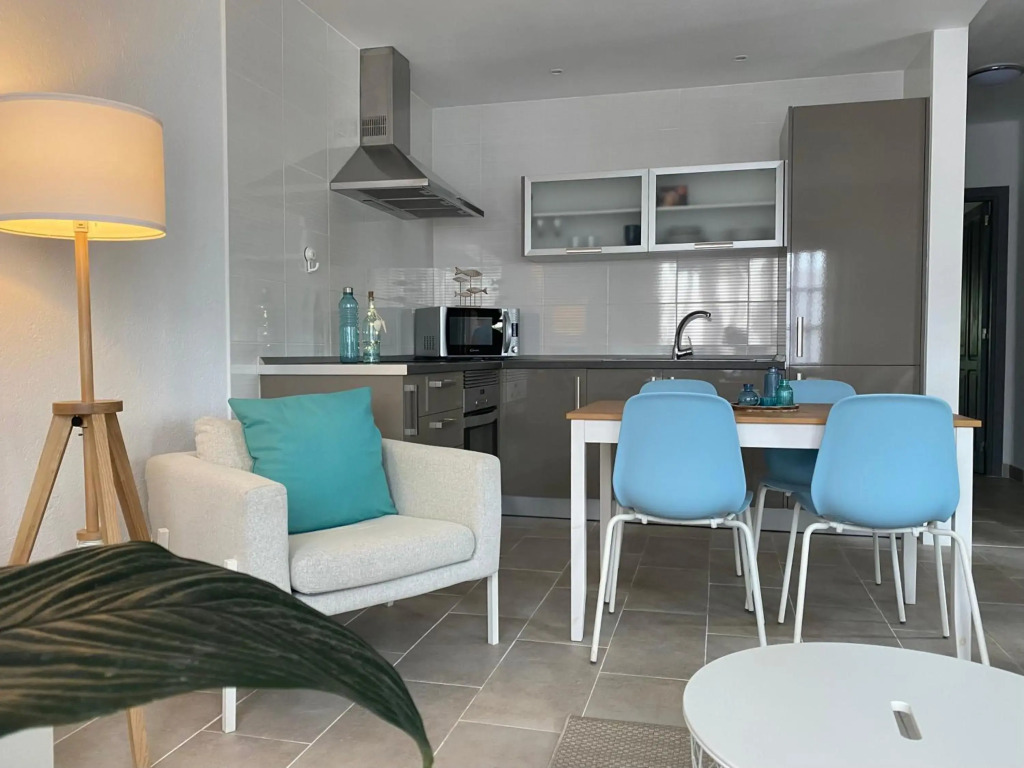 LC Bastian Marina Bungalow