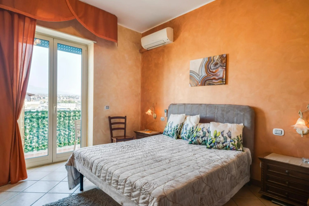 Roomy And Bright Apartment With Balconies X6