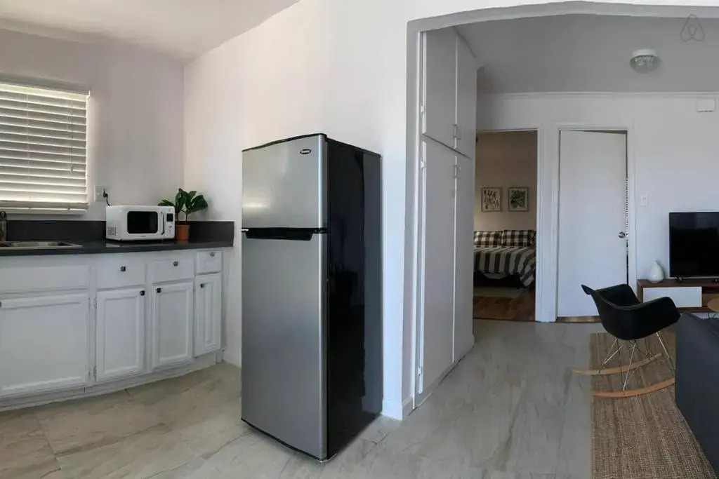 Charming 2BR Casita in Front of Park
