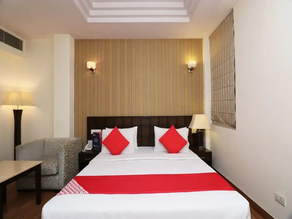 Capital O 307 Hotel The Class