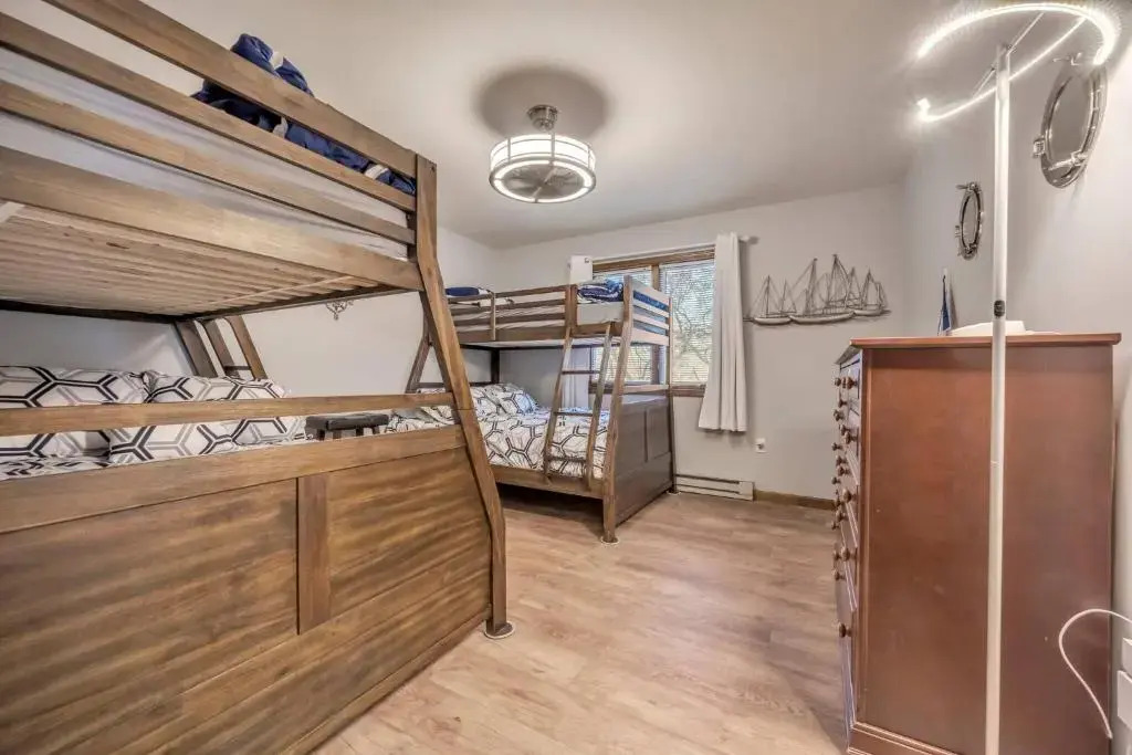 Steps To The Lake House, Hot tub, Game room, Deck