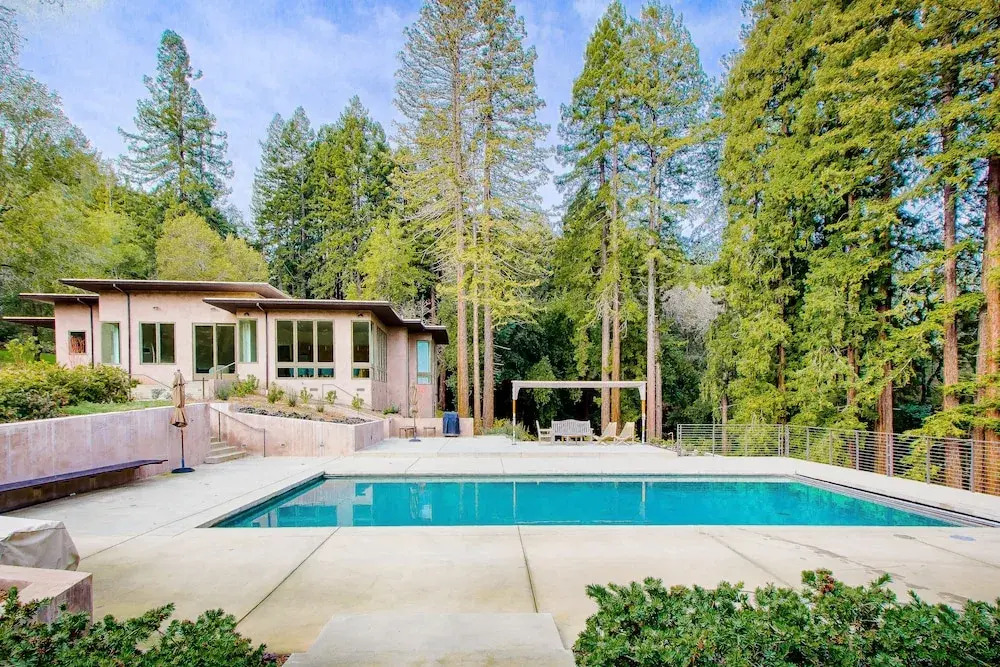 3380 Vigilante Rd Home by RedAwning
