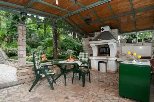 Apartmani Nives