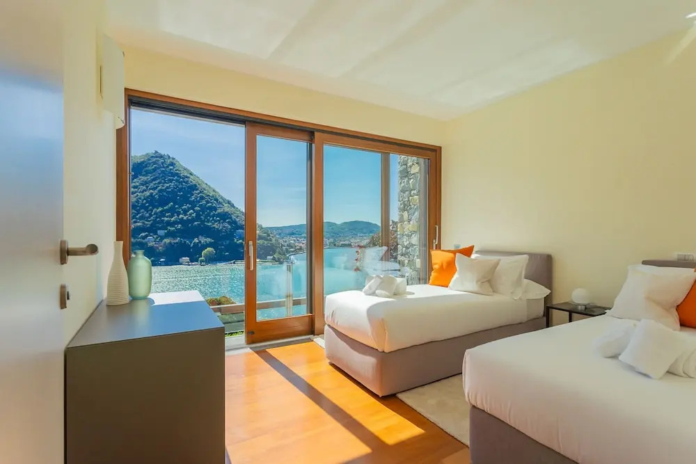 Villa Infinity