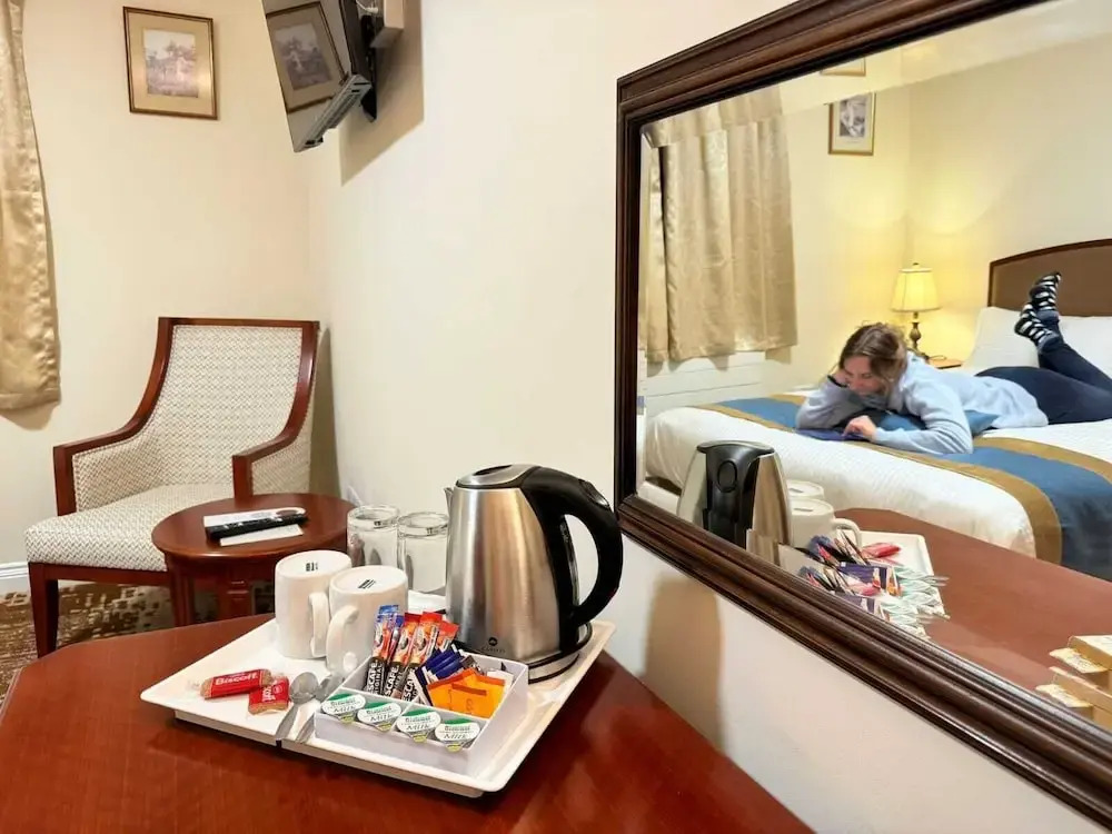 Royal Swan, Ashley Manor - B&B