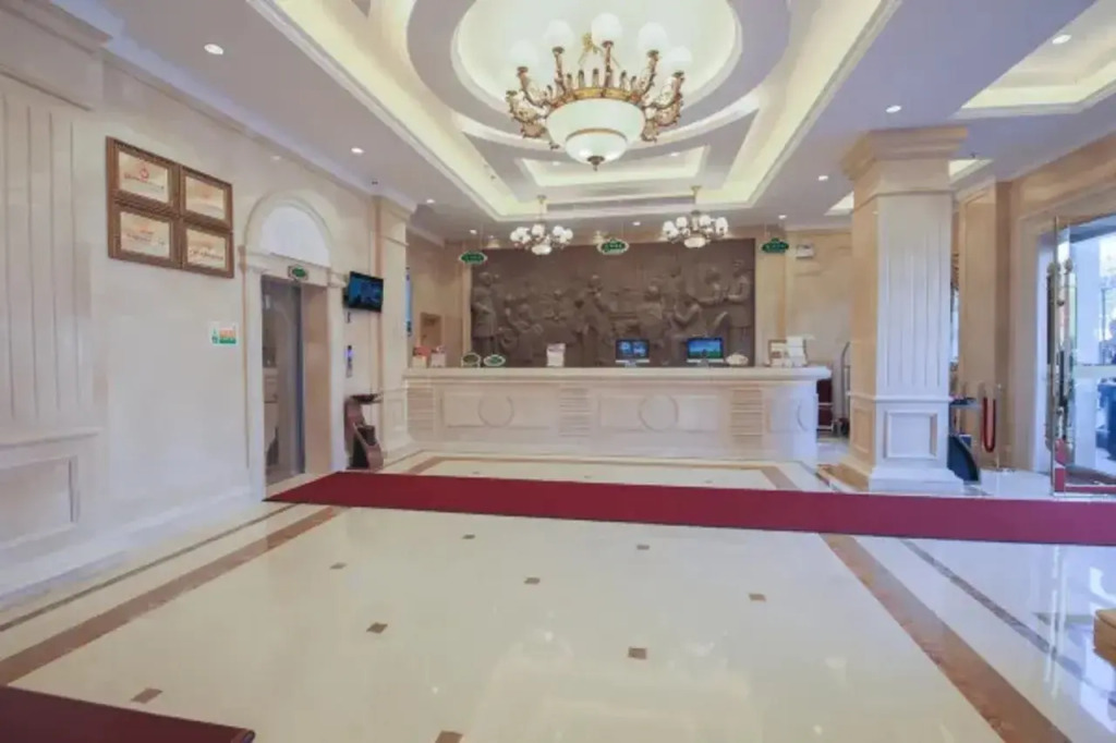 Vienna Hotel Shenzhen Fuyong Fenghuangshan
