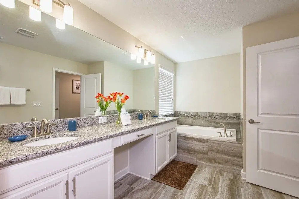 Storey Lake-5 Bedroom Pool Home-1663ST
