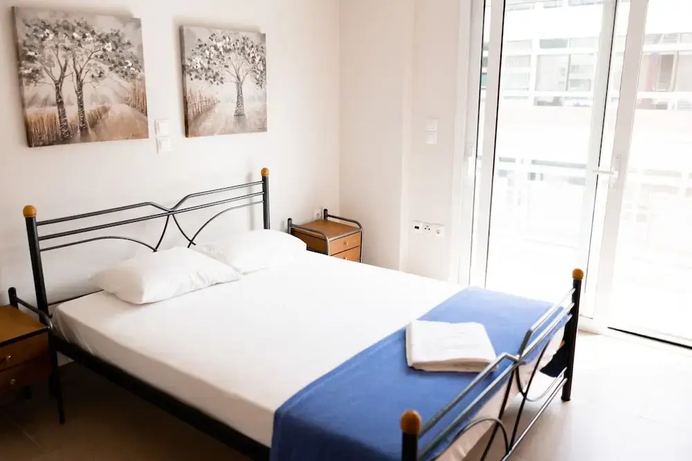 Thanasis Place Hostel