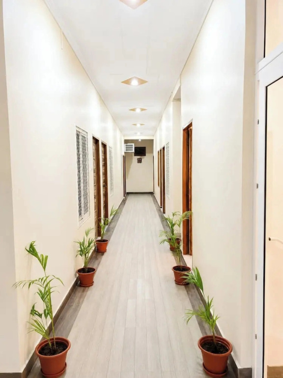 Hotel Mahadeva Stay Prayagraj