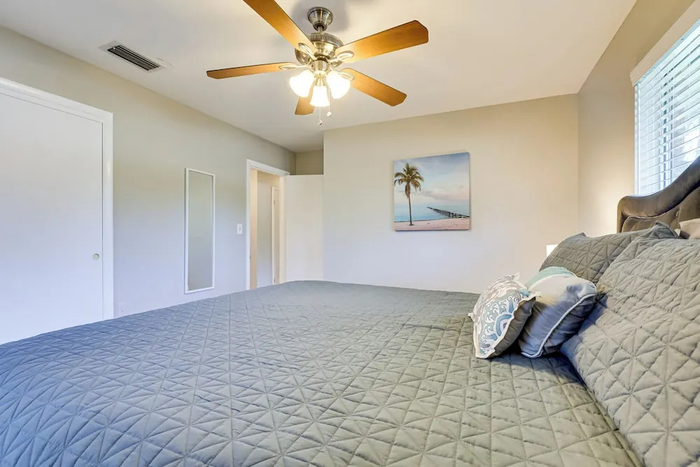 5 Mi to Busch Gardens Tampa Bay: Villa w/ Pool