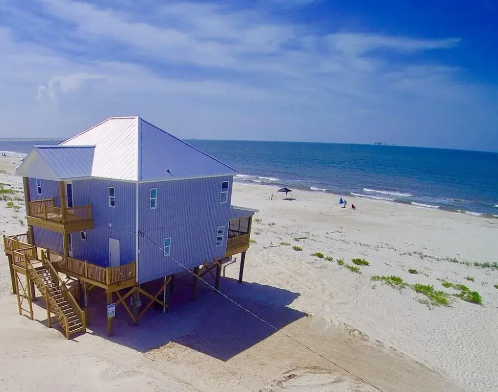 006 Salty Kisses 4 Bedroom Home