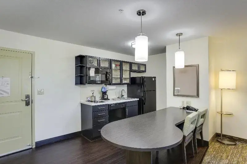 Candlewood Suites College Station by IHG