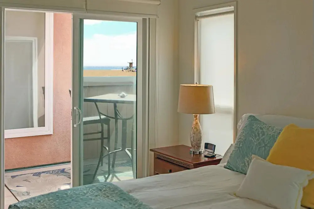 3014 W. Oceanfront 1 Bedroom 1 Bathroom Townhouse