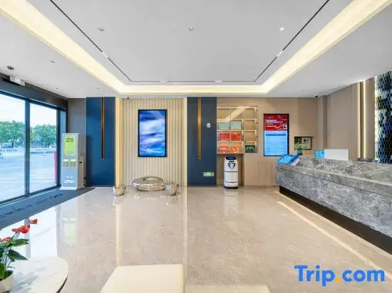 OKDAY Hotel (Wuyue Plaza, Suizhou)