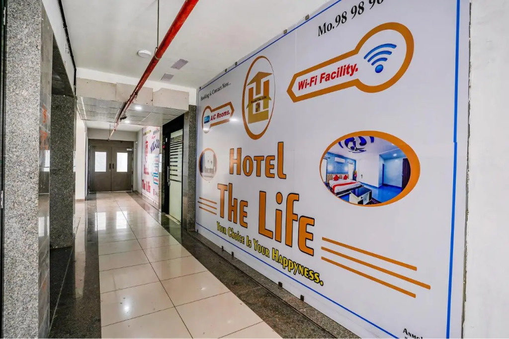 Fabhotel The Life