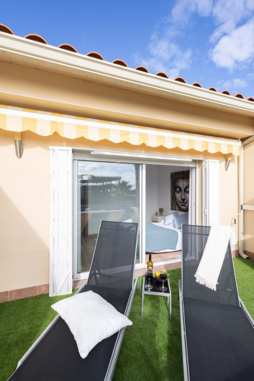 Golden Coast Retreat by Fidalsa