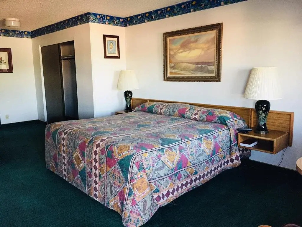 Captain Johns Motel