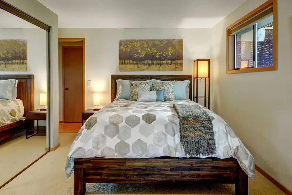 Madison Park Manor - Three Bedroom Home
