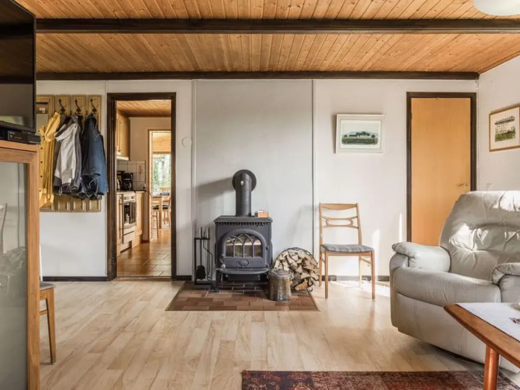 Kjuge Gula Huset (SKO039)