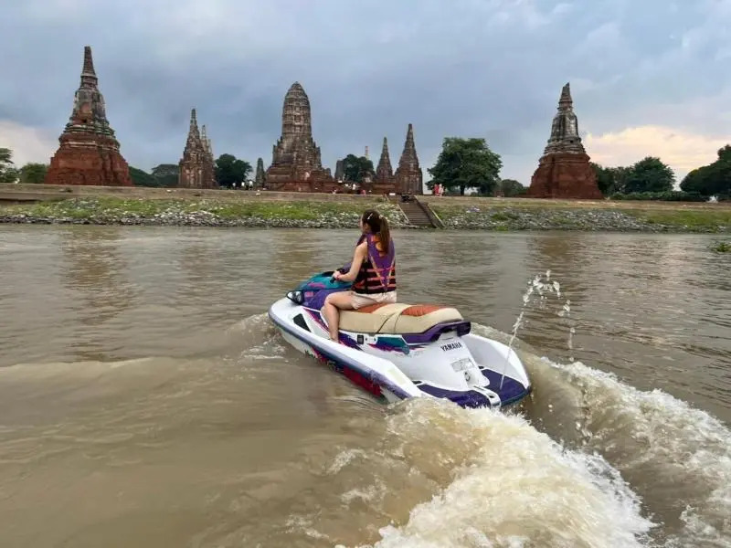 ayutthaya river camp and yacht charter