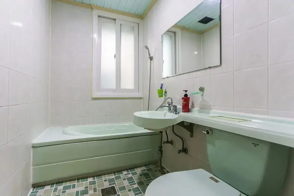 Gangneung Miseongjang Motel