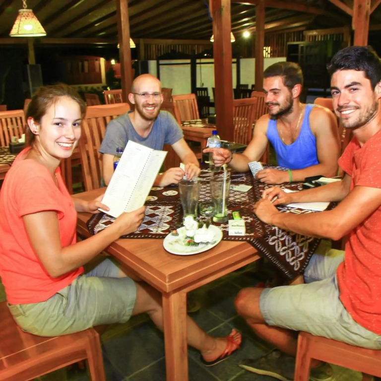The Nalaya Hotel & Resto