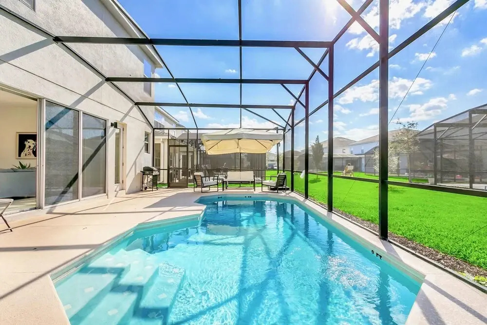 10br Luxury Home Near Disney w Pool Games Room
