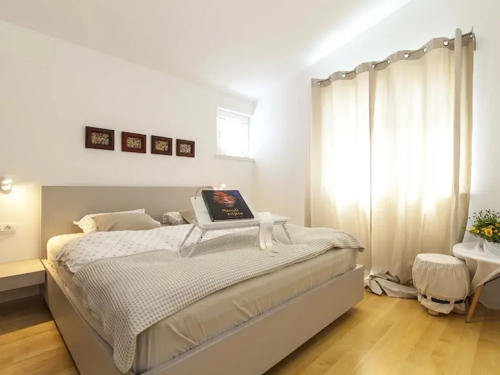 Amazing 2 Villa Property, Fenced Garden With 2 Private Pools