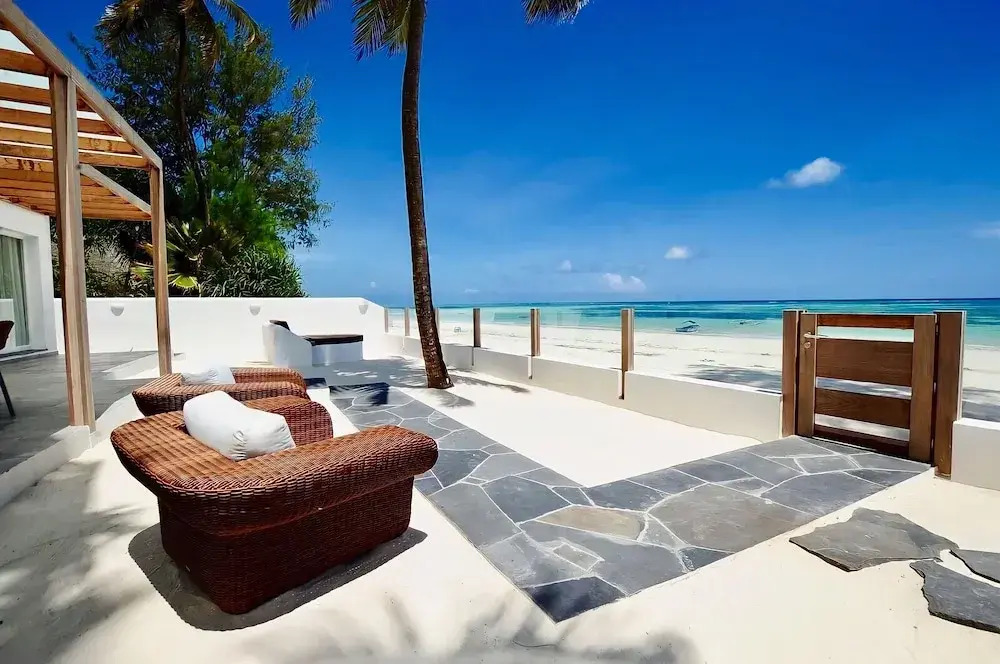 Moja Private Beachfront Suite, Amani Home Zanzibar