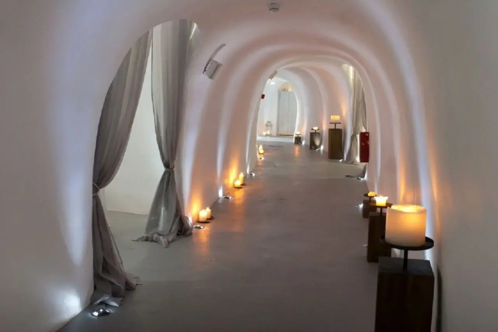 Grand Ambassador Santorini Hotel