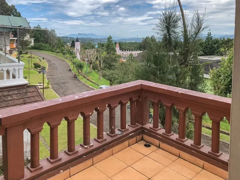 Villa MB 1 Kota Bunga RedPartner