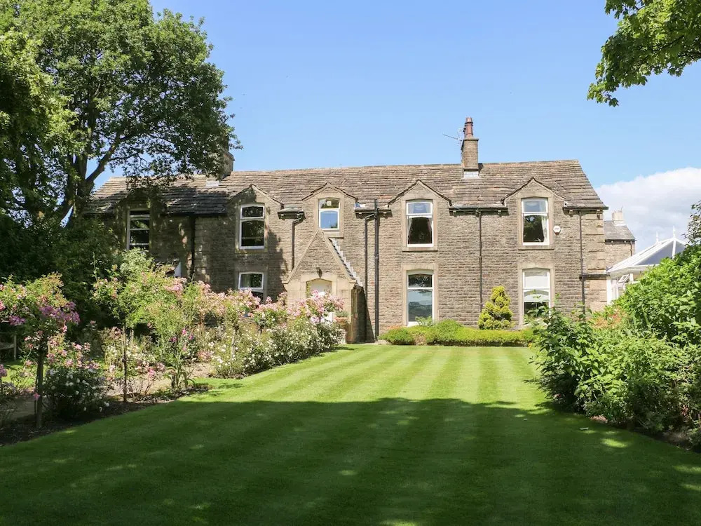 Manor House