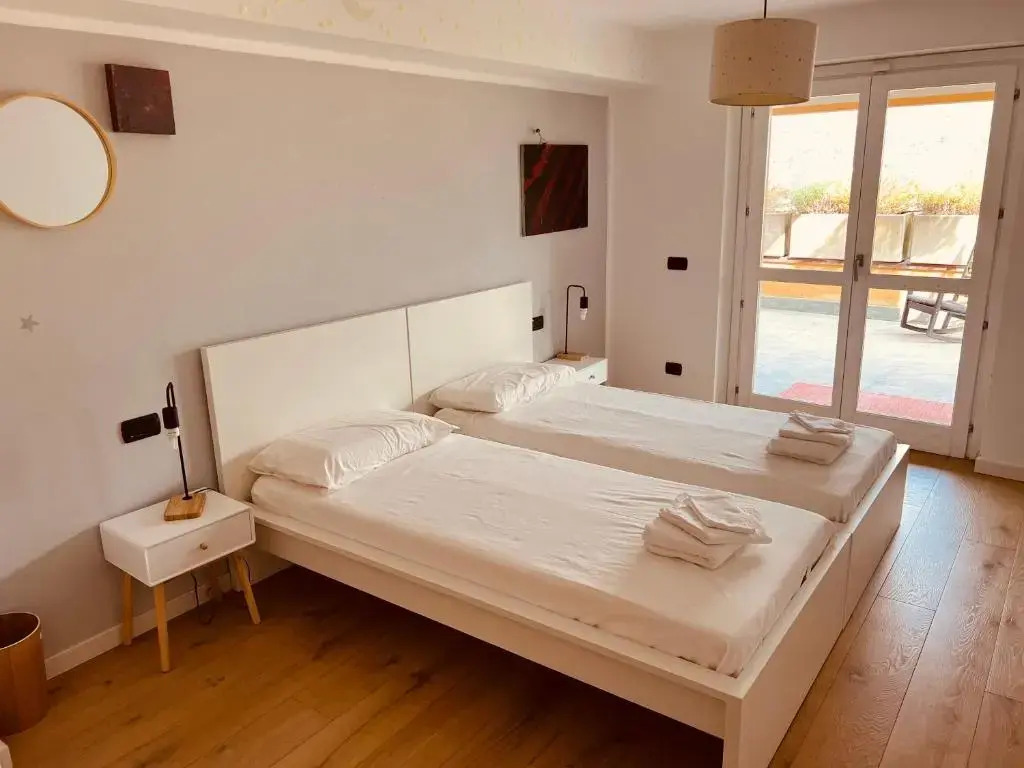 Sunset Feel House