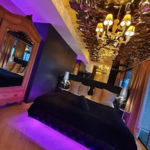 Hotel Ramka & Restaurant & Wine Bar