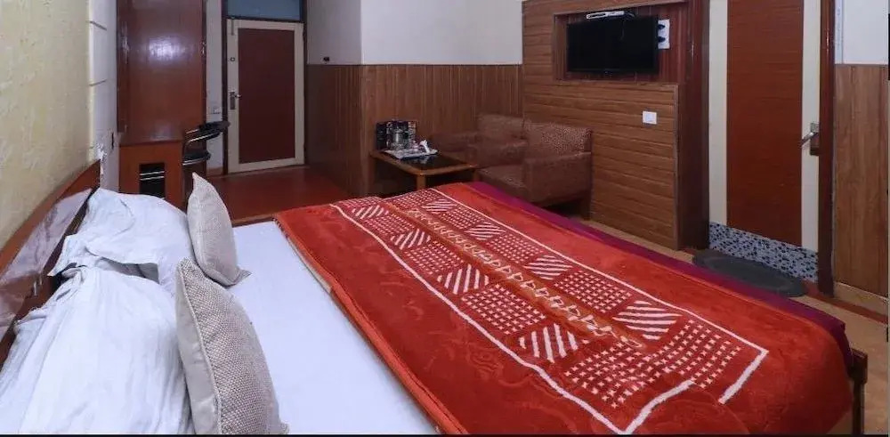 Hotel Sukh Sagar 44