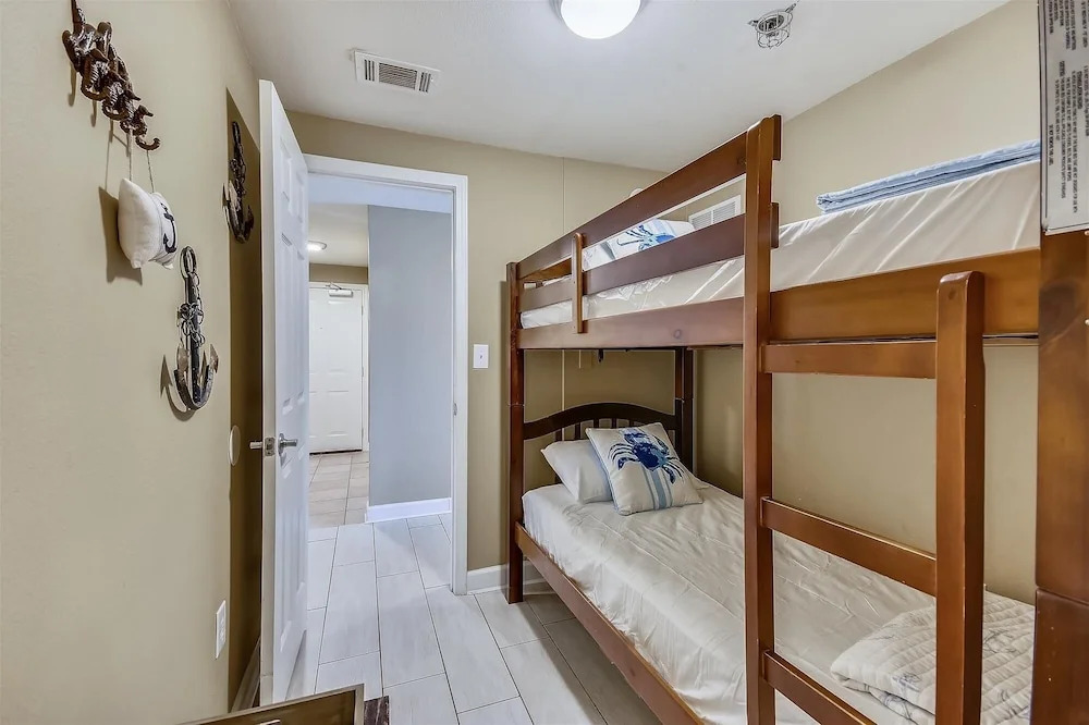 Shores of Panama 1804 - 2 Bedroom + Bunkroom . Updated! Free Fun. 2 Condo by RedAwning