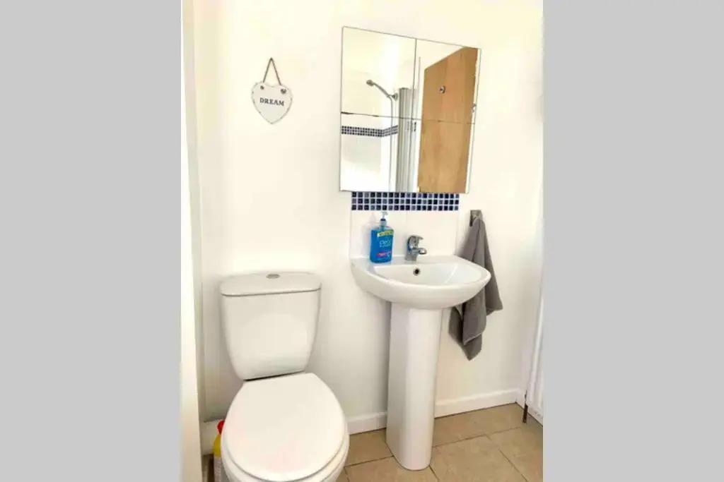 Flat 5 EIA House