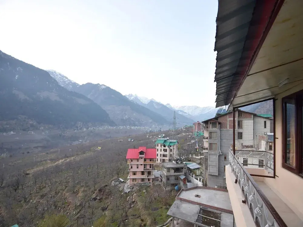 OYO 10186 Hotel Asia Holidays