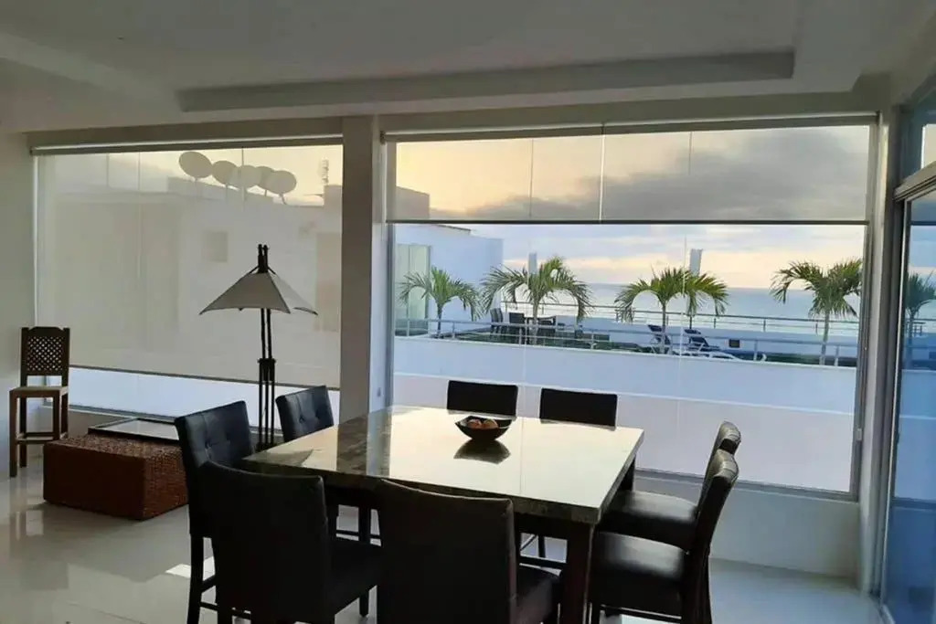 Super Duplex al mar con acceso a la playa - Club Privado en Manta