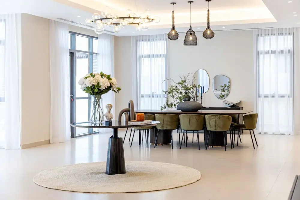Luxurious 5 Bed Villa 60B Palm Jumeirah