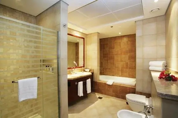 Al Fattan Crystal Towers