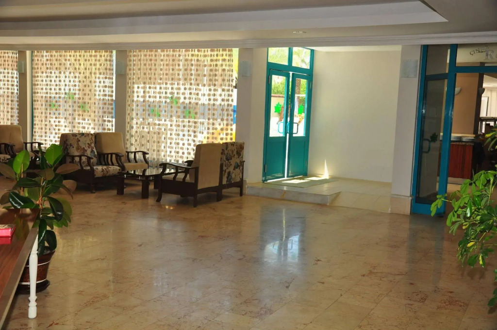 Cinar Family Suite Hotel