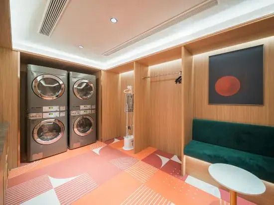 Orange Hotel (Dalian Airport)