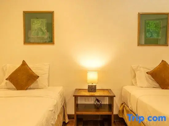 *4BR Villa • Pool Paradise • 700m to Beach V131