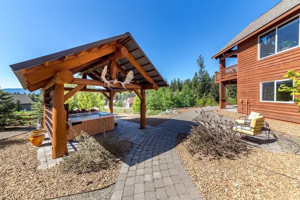 Tiger Lilly Lodge