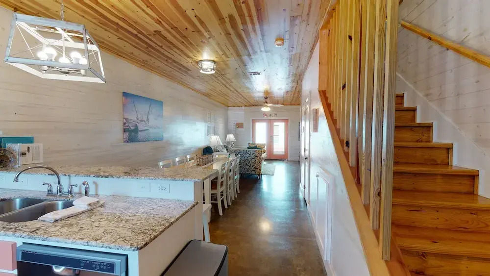 #803 The Commons - Dancing Dolphin 3 Bedrooms 2.5 Bathrooms Townhouse